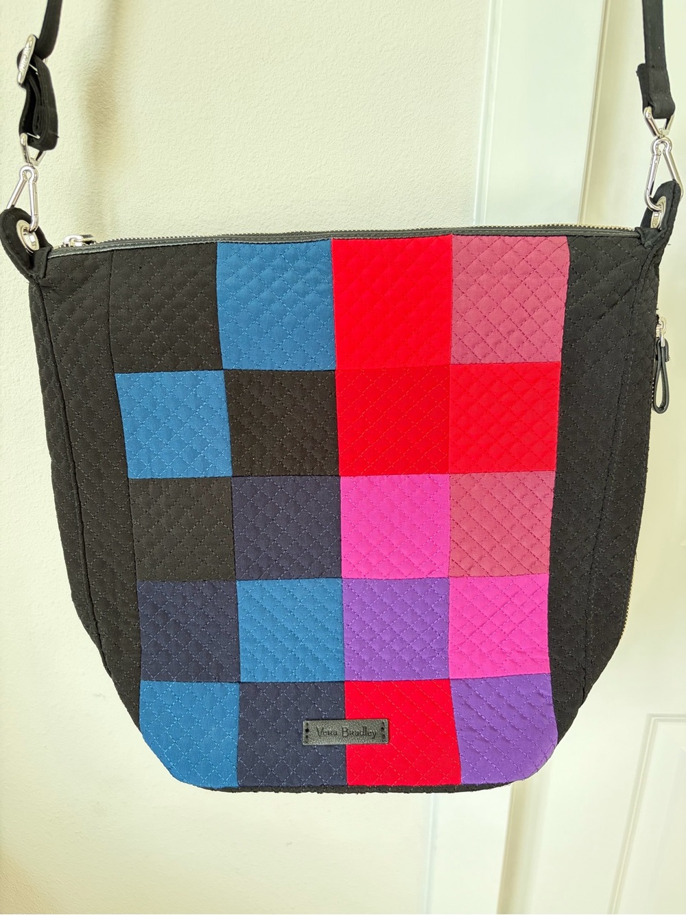 NWOT Vera Bradley Carson Hobo Bag Winter Patchwork Crossbody Purse Quilted Black - Picture 1 of 15